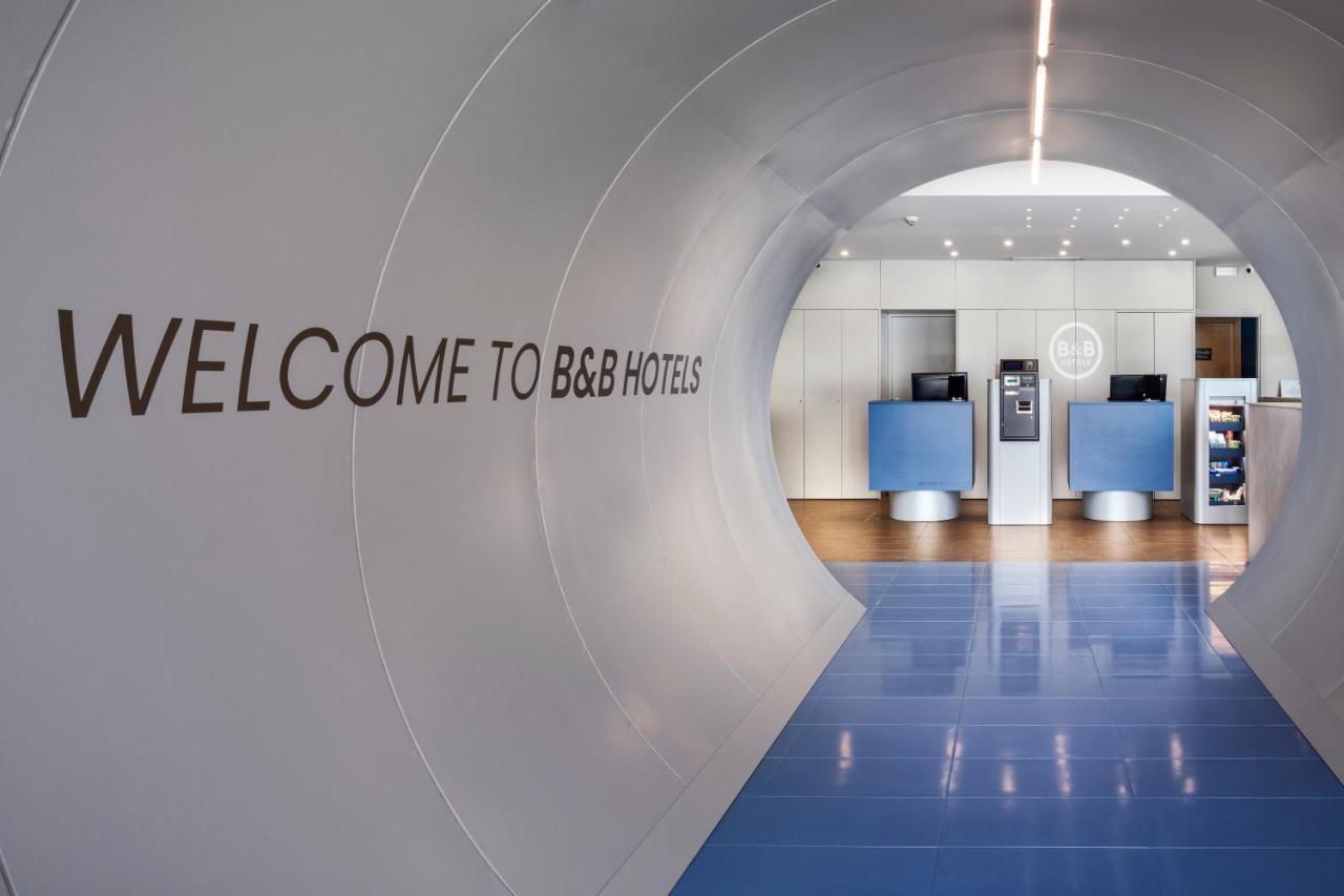 B&B Hotel Madrid Aeropuerto T1 T2 T3 ภายนอก รูปภาพ