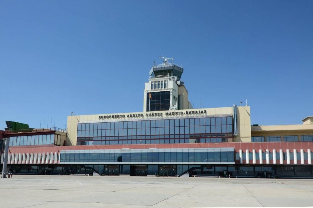 B&B Hotel Madrid Aeropuerto T1 T2 T3 ภายนอก รูปภาพ